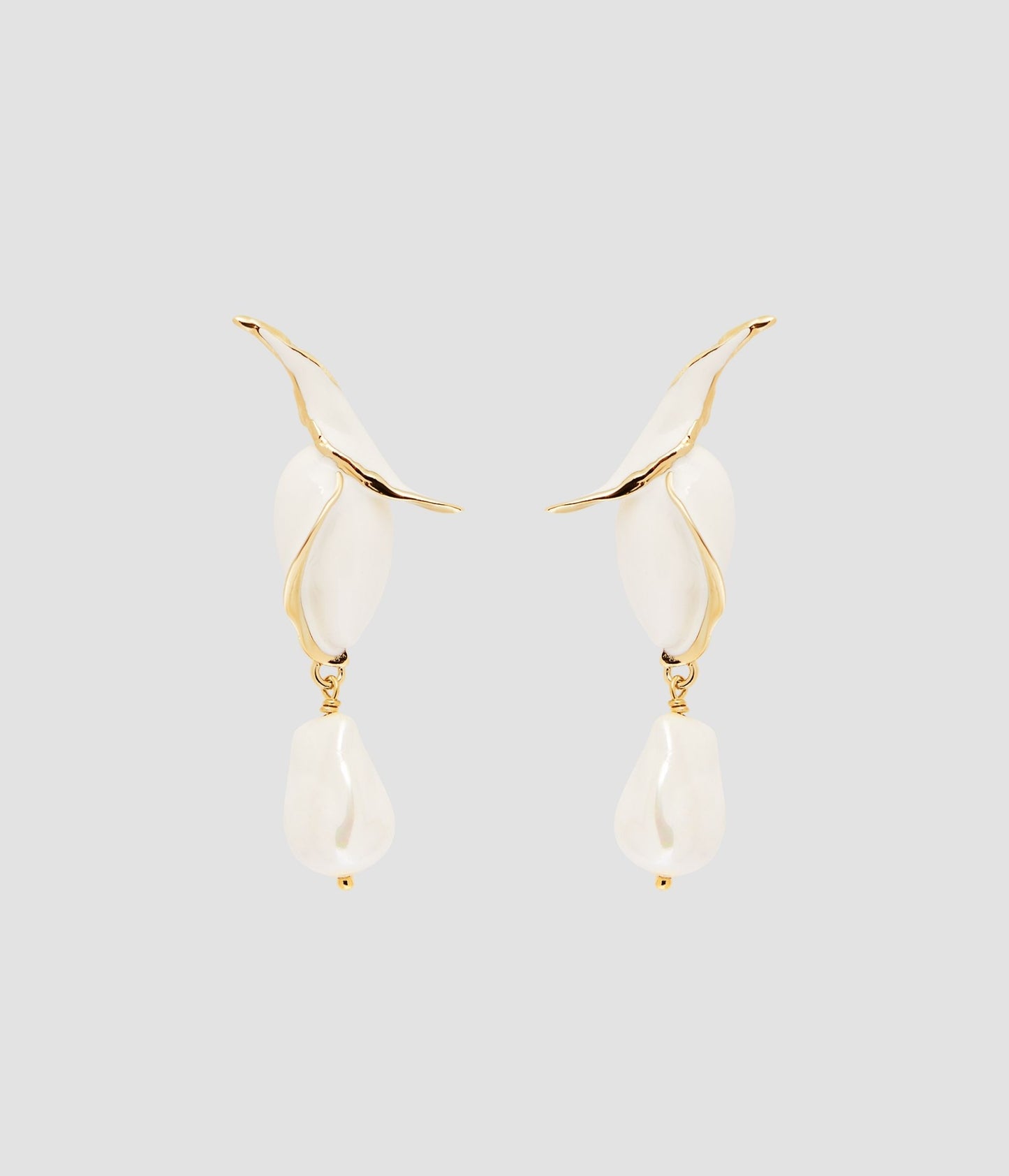 Flower Bud Earring With Pearls