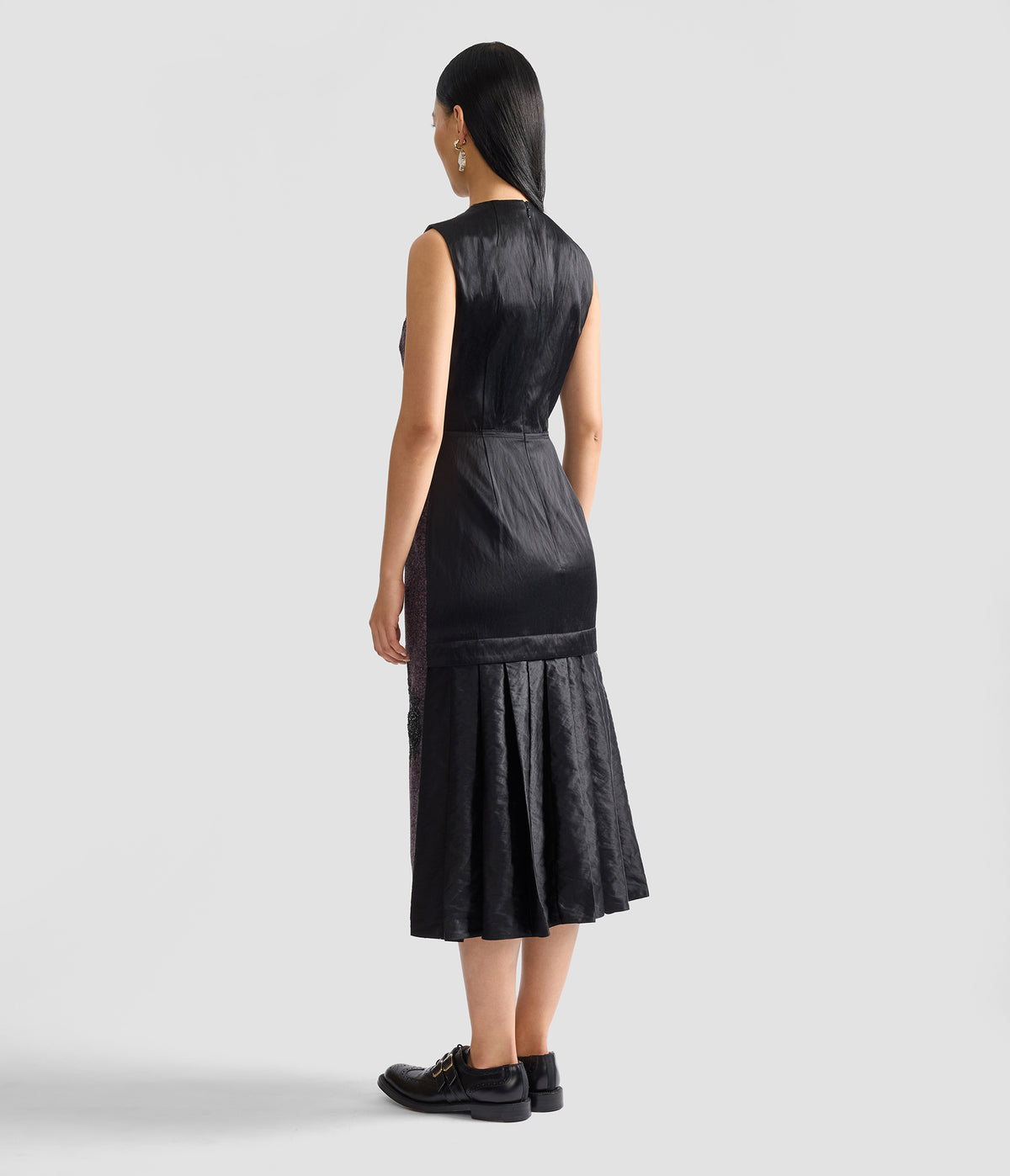 Floral Embroidered Wool Sleeveless Midi Dress
