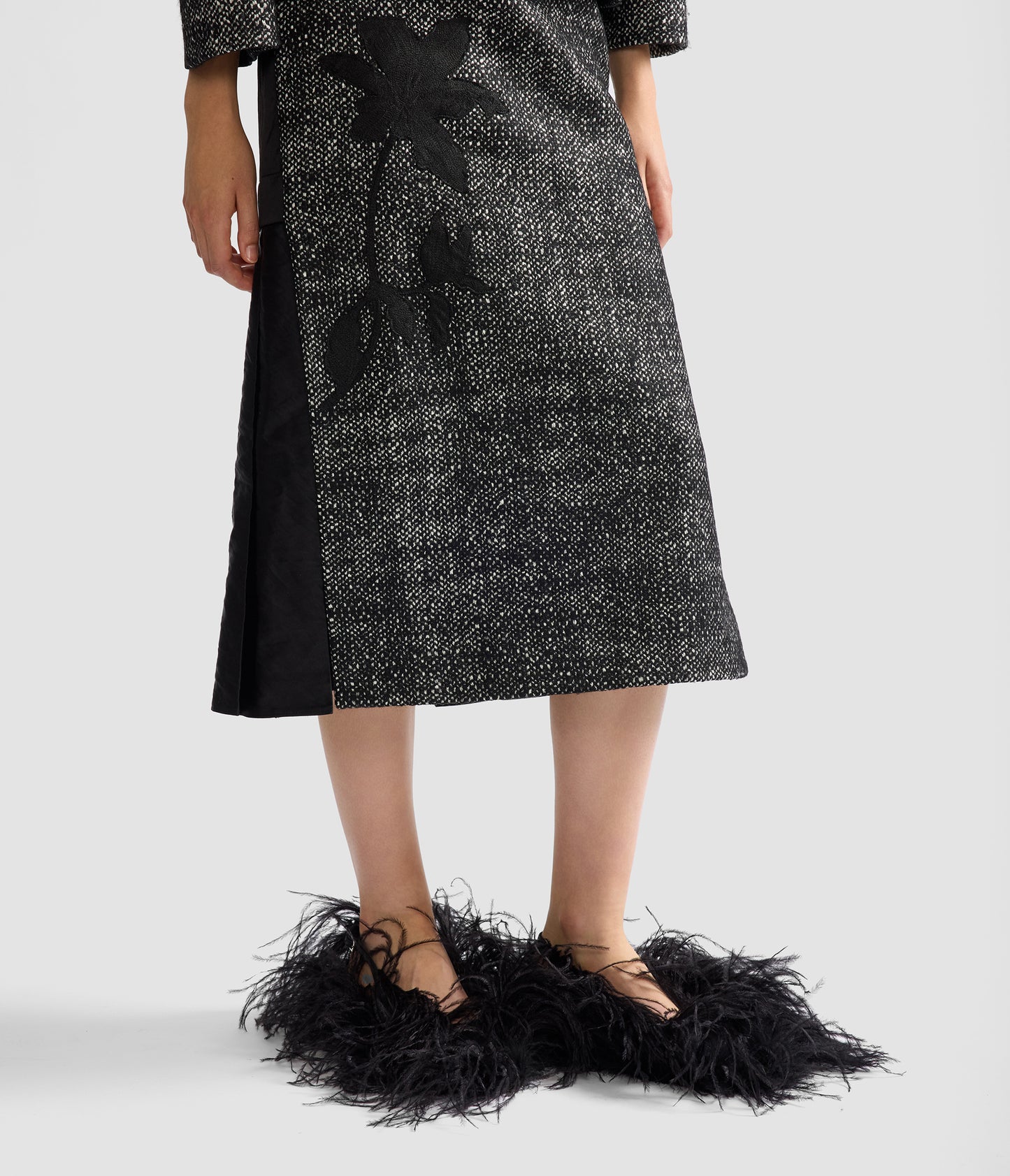 Floral Embroidered Wool Midi Skirt