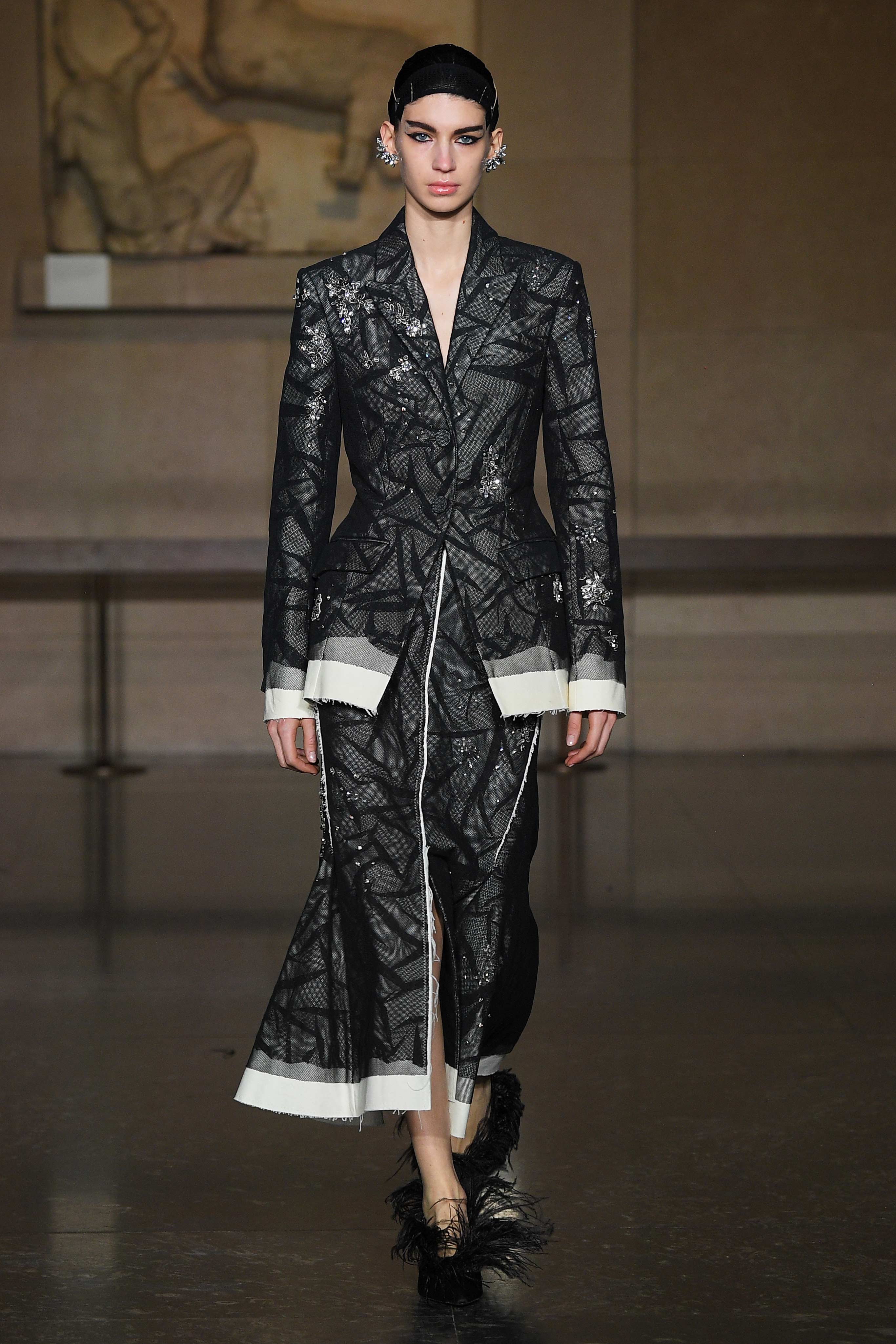 【今年のトレンド】≪ERDEM≫帽子☆残りわずか☆ 2025年トレンド】人気の帽子はどんな形？リボンやバケットハット
