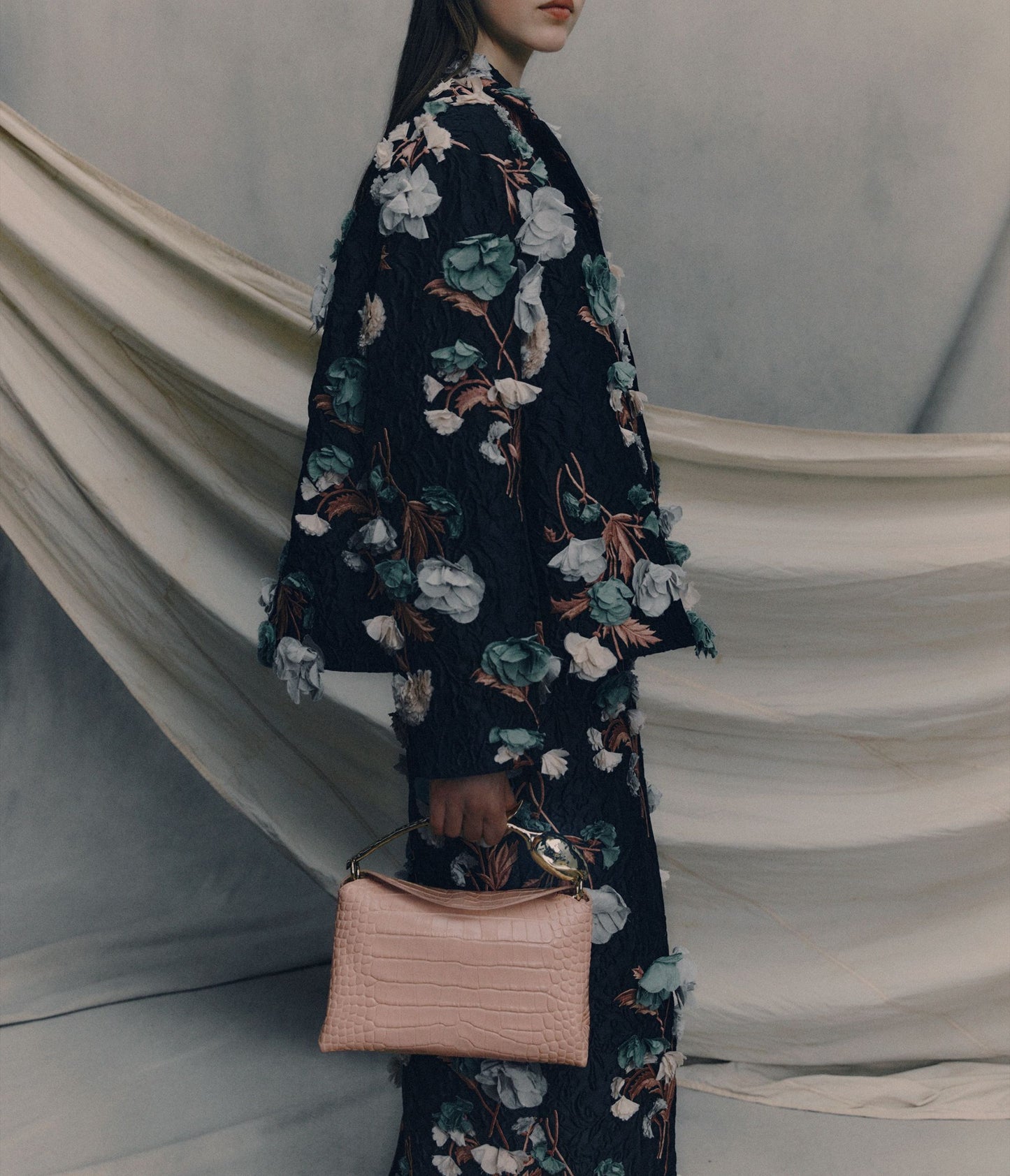 Midi Bloom Bag