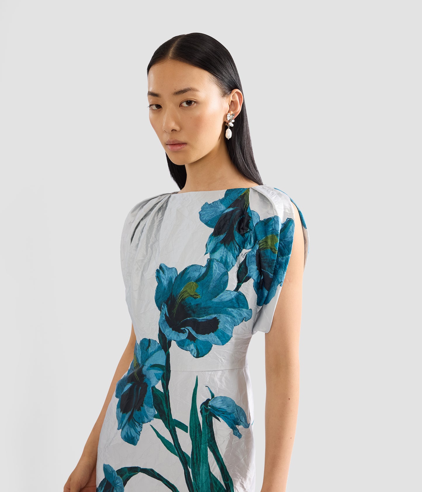 Floral Textured Satin Short Sleeve Midi Dress