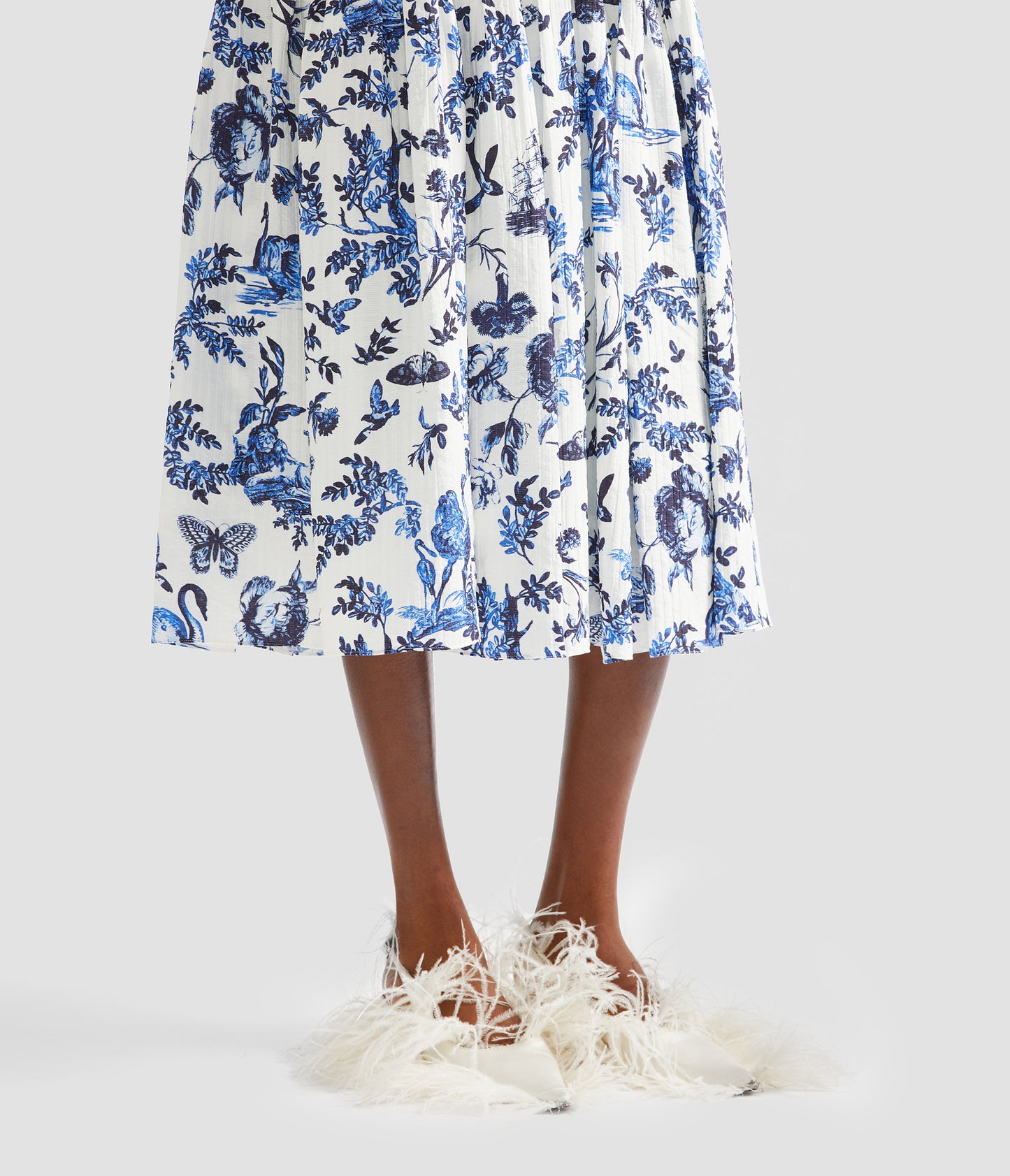Crinkled Jacquard Midi Full Skirt