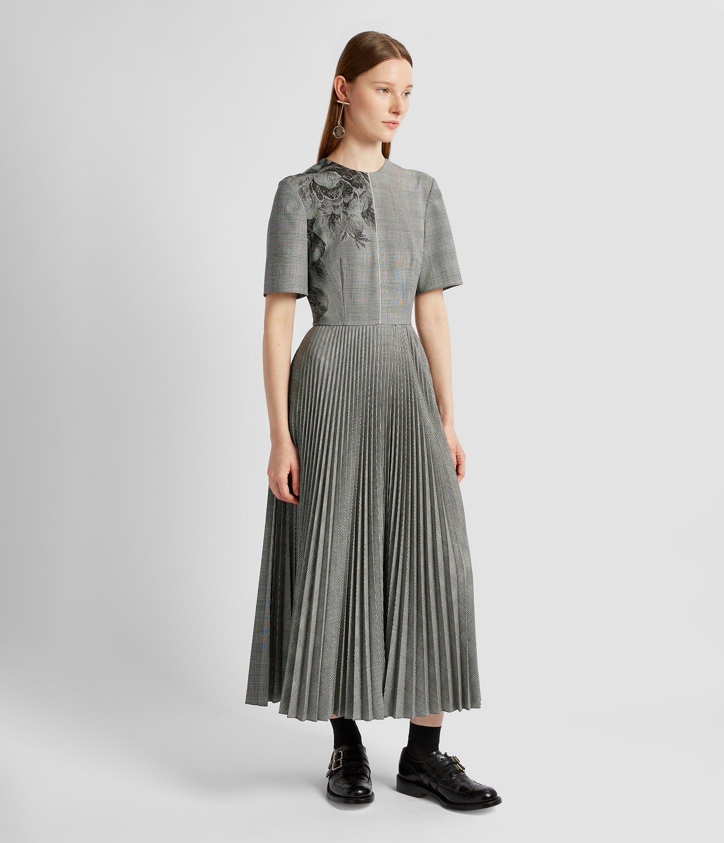 Short Sleeve Pleated Midi Dress