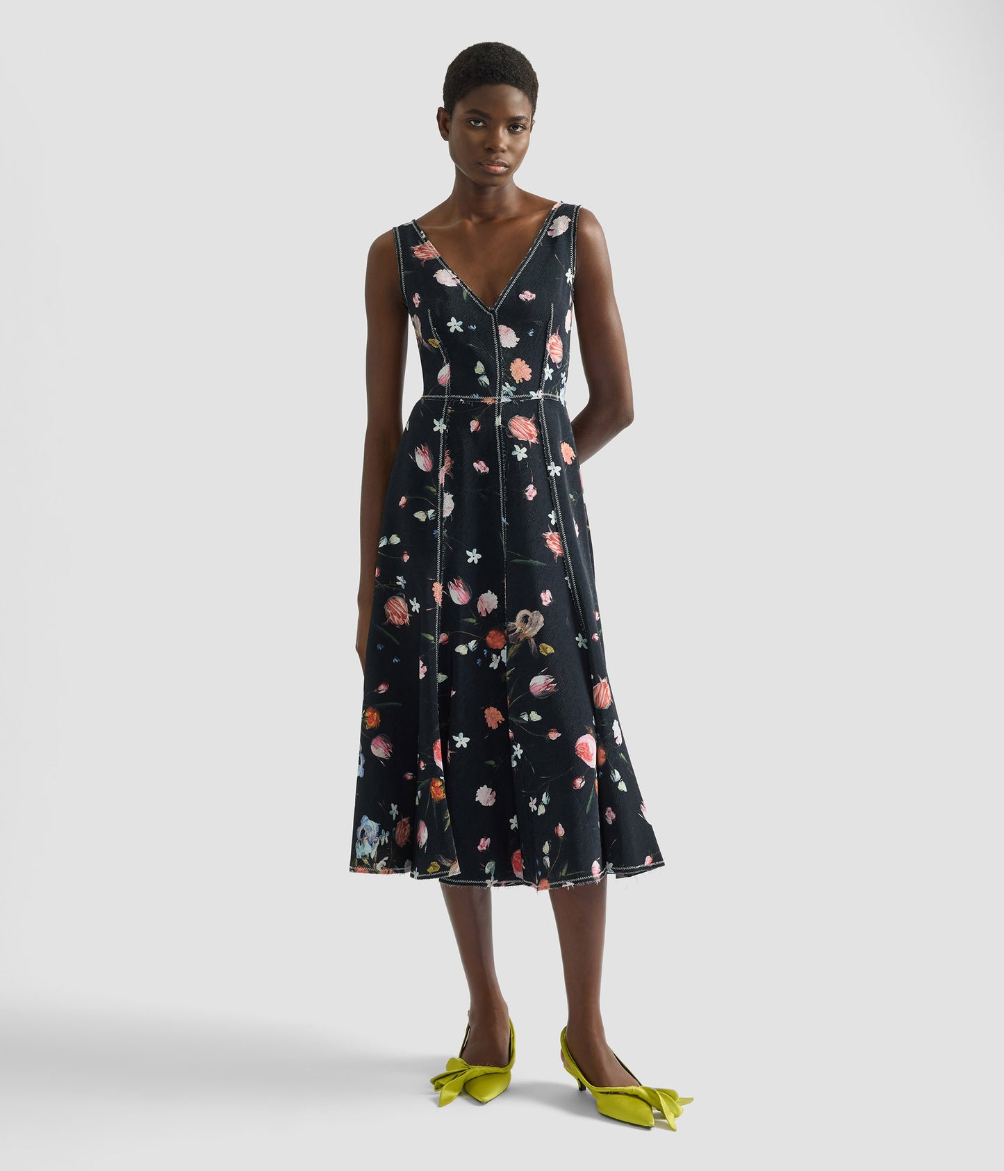 Floral Print Textured Twill Sleeveless Midi Dress