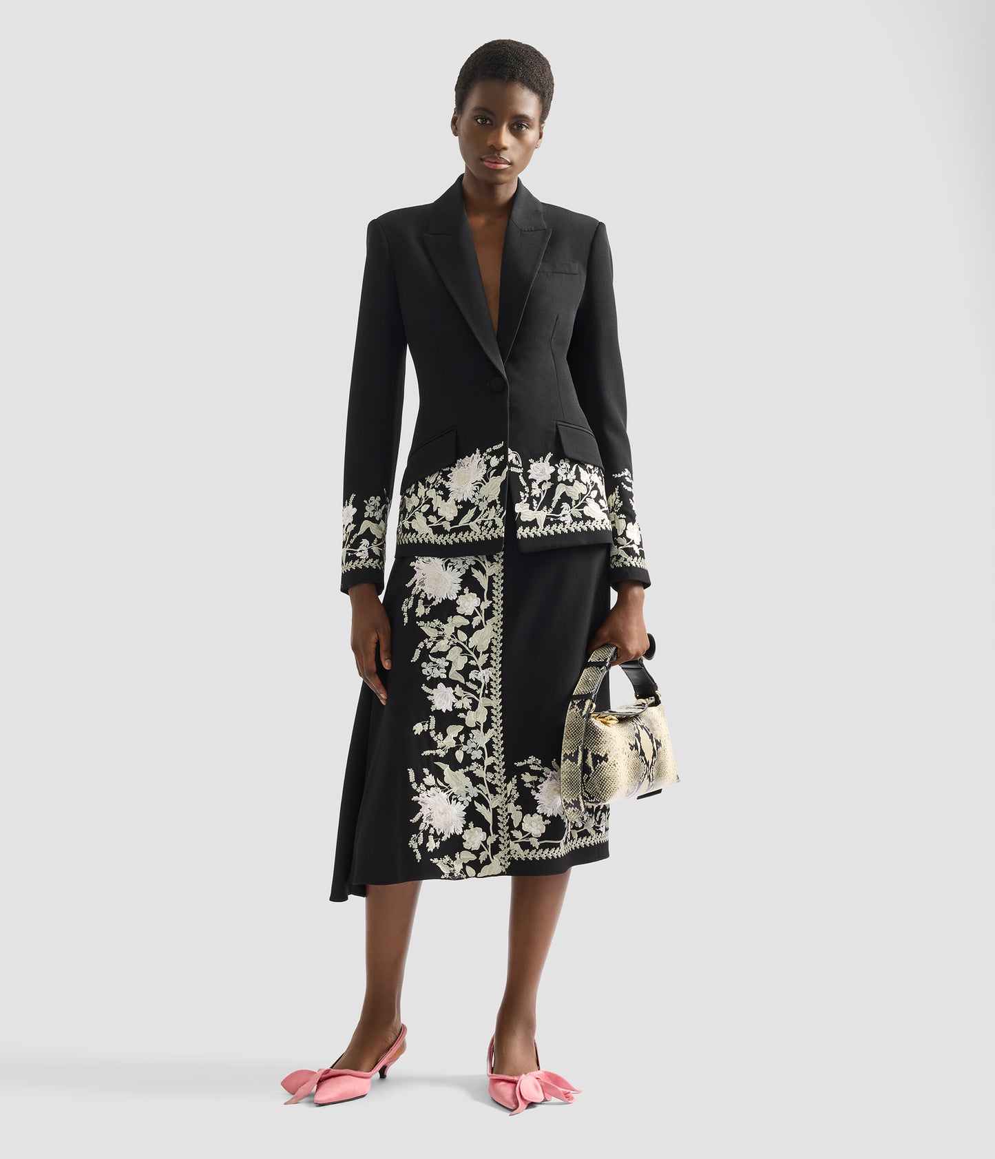 Embroidered Grain De Poudre Fitted Blazer