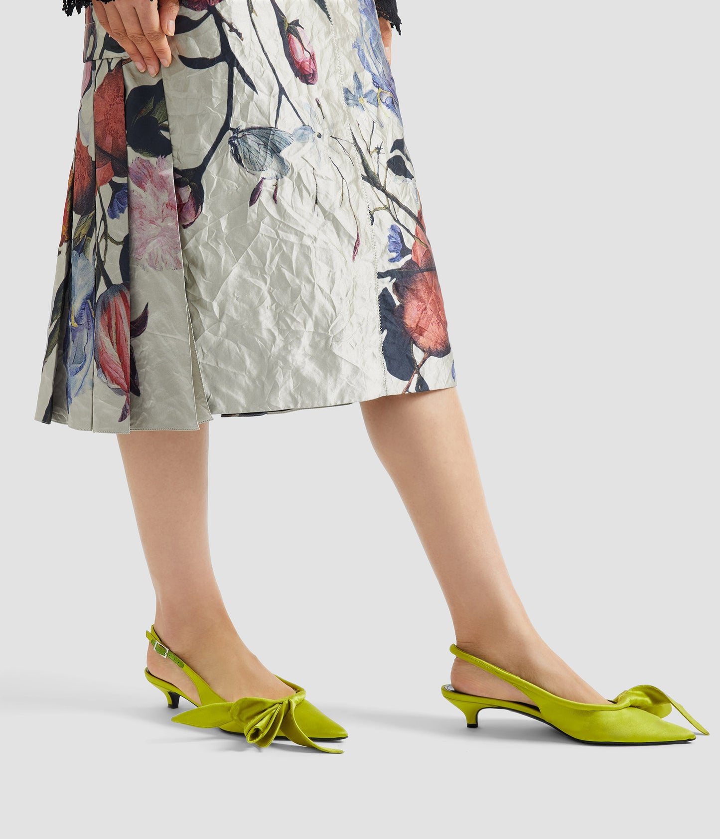 Floral Print Textured Satin Pencil Midi Skirt