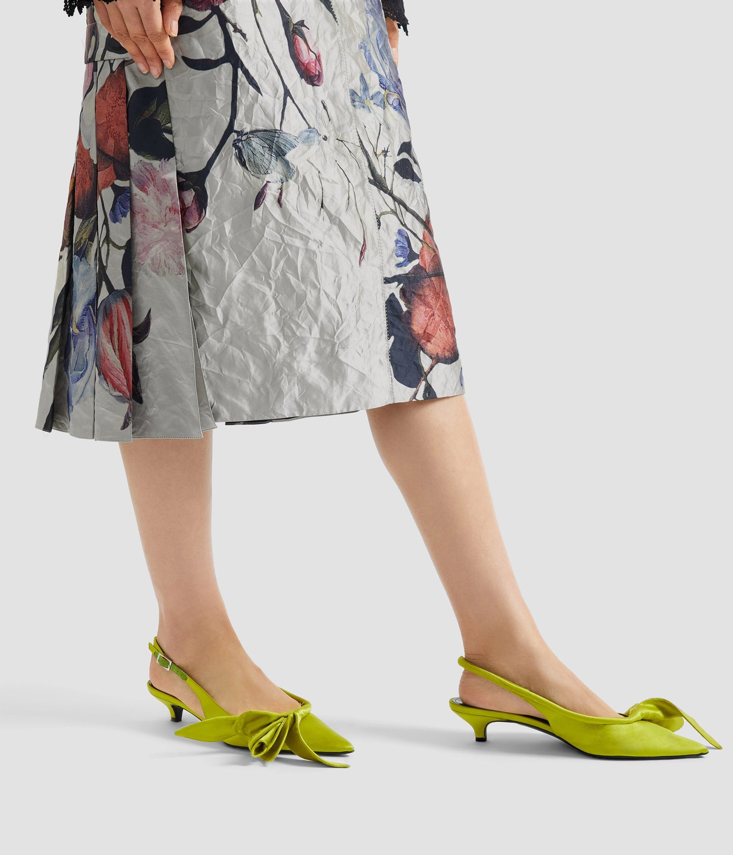 Floral Print Textured Satin Pencil Midi Skirt