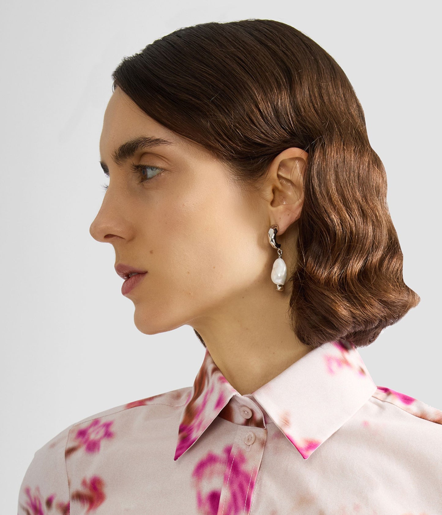 Silver Pearl Earring